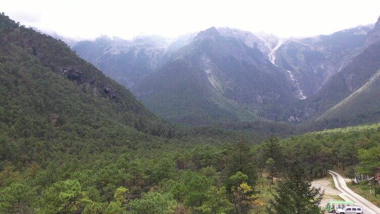 大山航拍实景