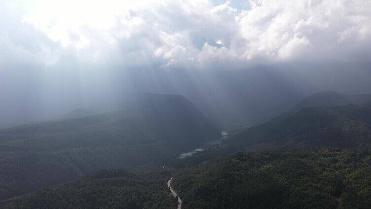 大山航拍实景