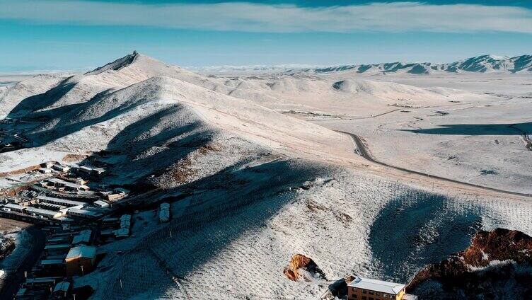 藏区川西黄河上游雪原小镇