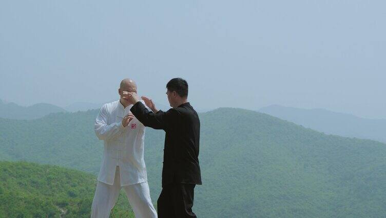 太极推手山里太极拳