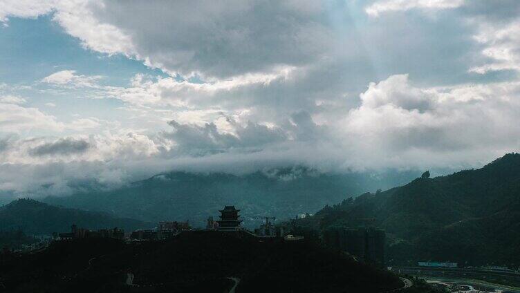 茶马古道上的懒猫山