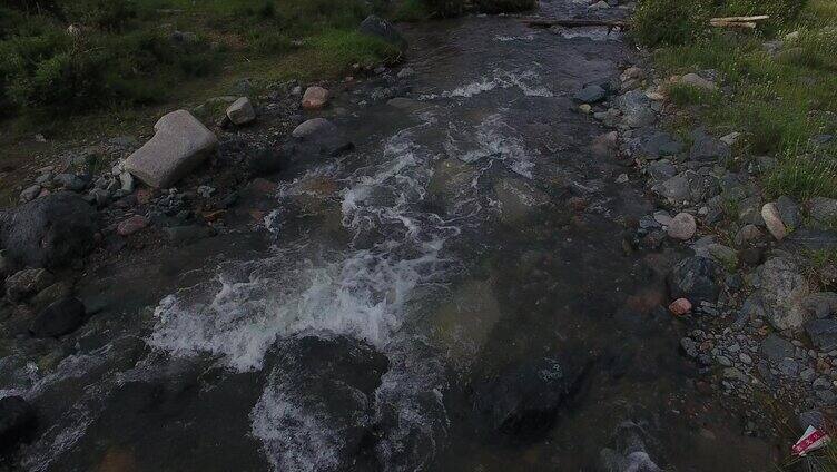 南山 蓝天 白云 溪水 麦田 