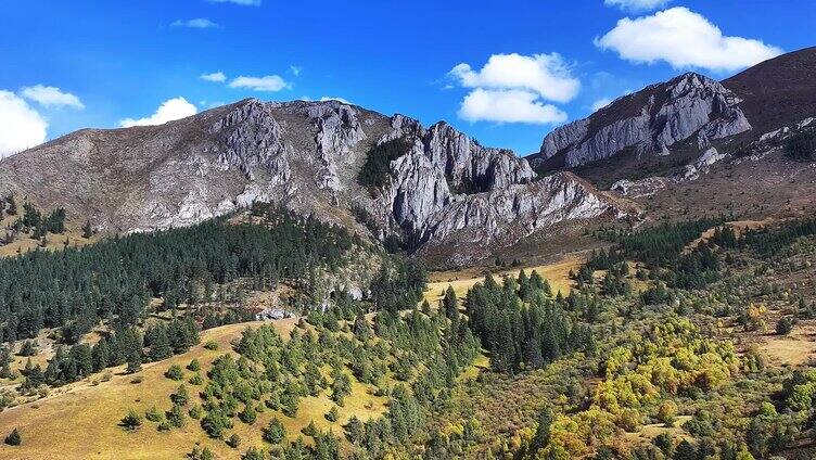 川西美景理塘县格聂神山