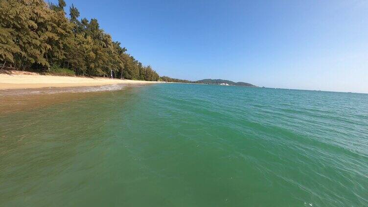 穿越机航拍4K海南三亚大海沙滩海边风景