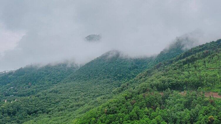 邛海泸山的云与雨