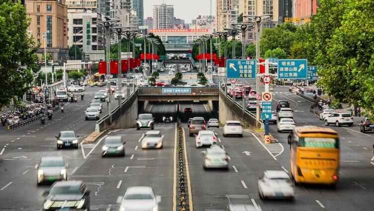 合肥火车站前 道路车流 白天延时摄影