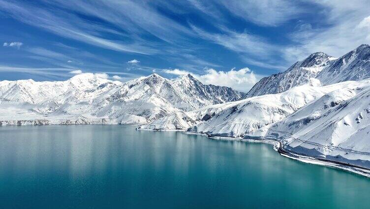 新疆 湖泊 新疆白沙湖 雪山湖泊