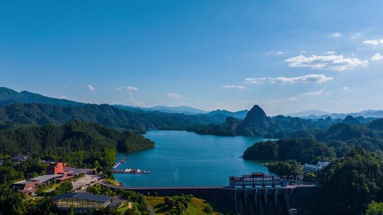 江西铜鼓天柱峰国家森林公园湖泊航拍