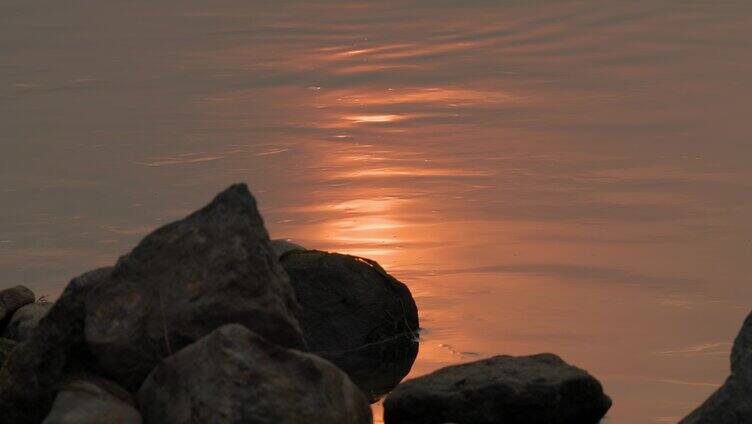 河边夕阳晚霞 岩石 升格