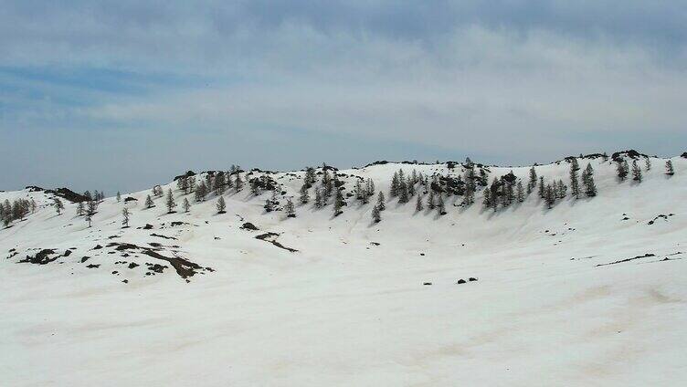 新疆阿勒泰地区雪山合集