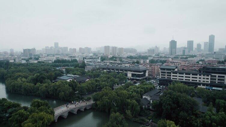 雨中的超然楼航拍 济南