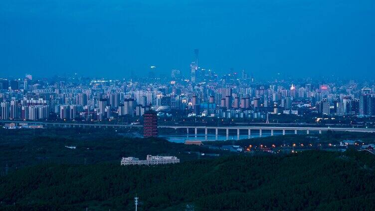 北京城市风光地标建筑群园博塔商务区日转夜