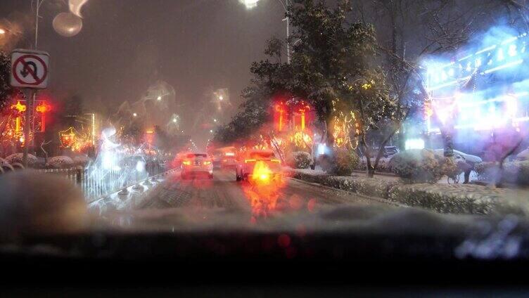 雪 雪夜 雪天 下雪 大雪 雪地 骑车 