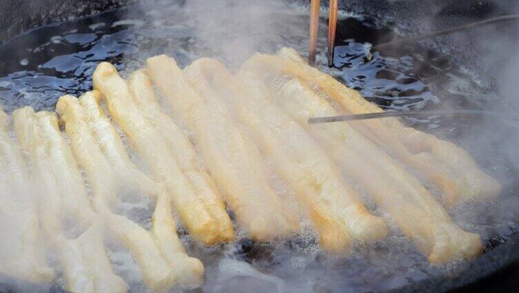 油条 油炸 早餐 早晨 早上 农村 面食