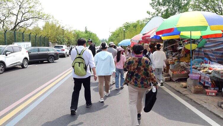 户外活动 户外运动 景区 爬山 学生 团