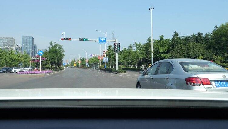 高速 驾车 开车 赶路 节假日 出差 旅