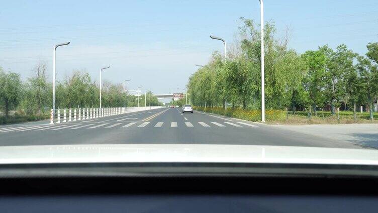 高速 驾车 开车 赶路 节假日 出差 旅