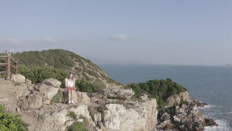 海边 岛屿 礁石 美女