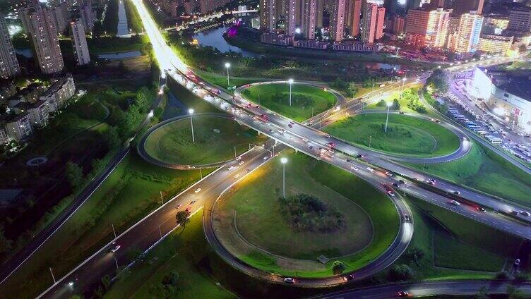 红谷滩高架夜景