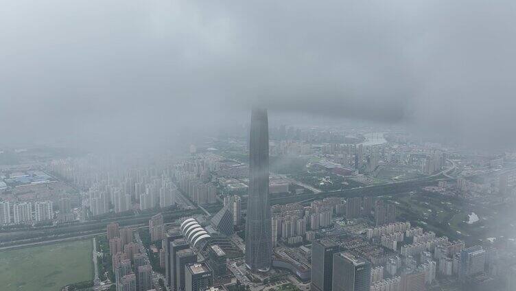 大雾的天津城市中心