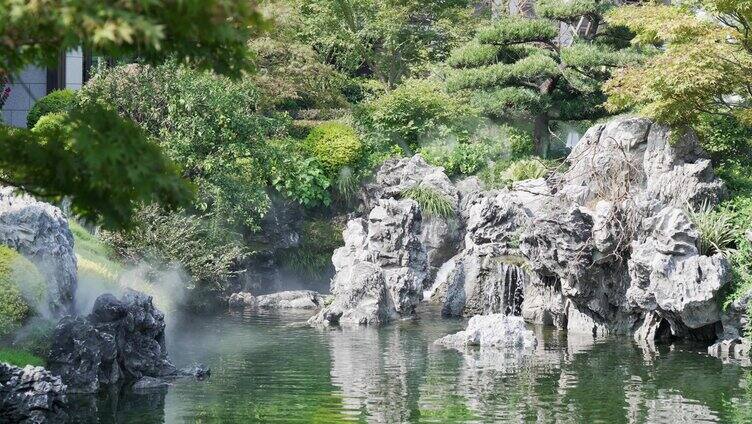 传统中式园林花园假山太湖石