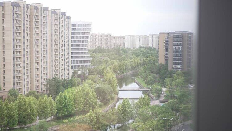 小区窗外风景