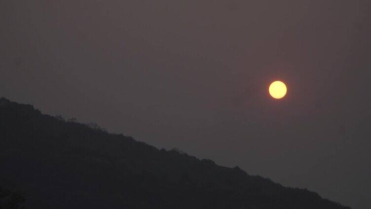 大山茶山日出太阳升起