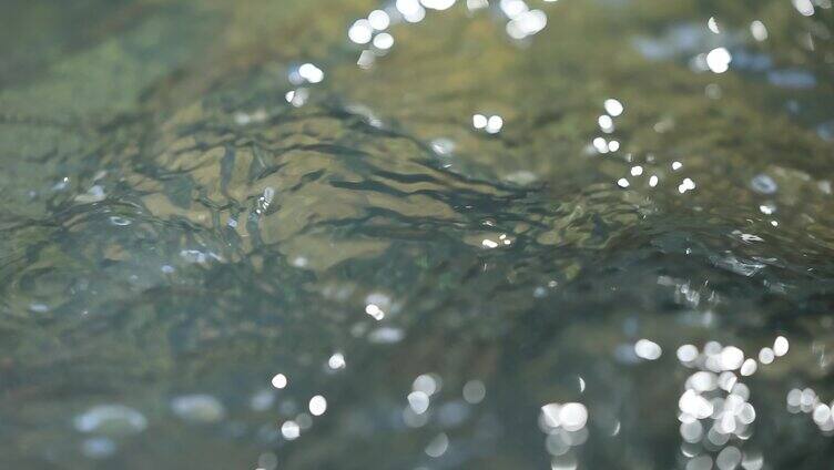 溪流水面波光嶙峋微距特写升格