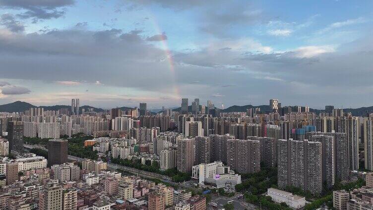 城市彩虹航拍