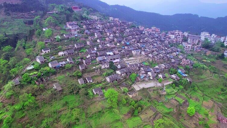 广东清远连南油岭古排千户瑶寨航拍风光4K