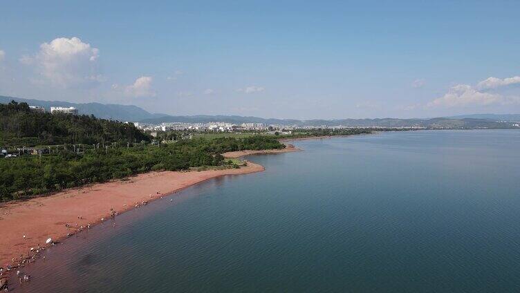 玉溪澄江抚仙湖红沙滩风景区4K航拍