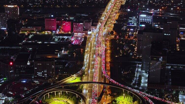 航拍上海汶水路立交桥城市晚高峰车来车往