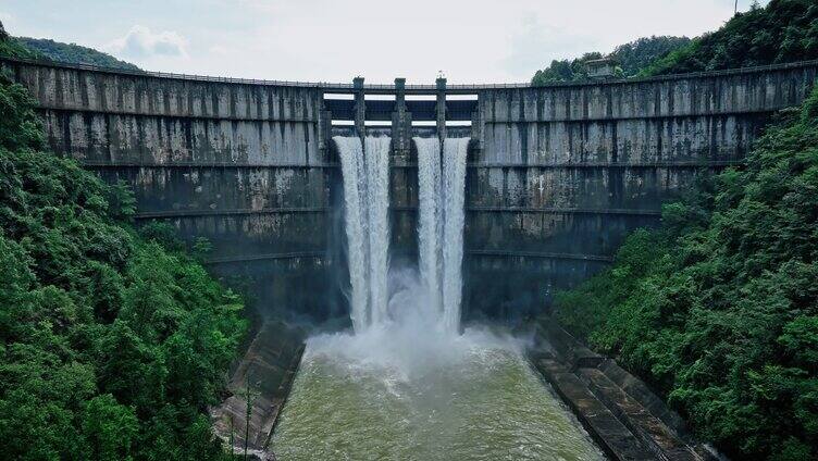 凤凰长潭岗水电站水库