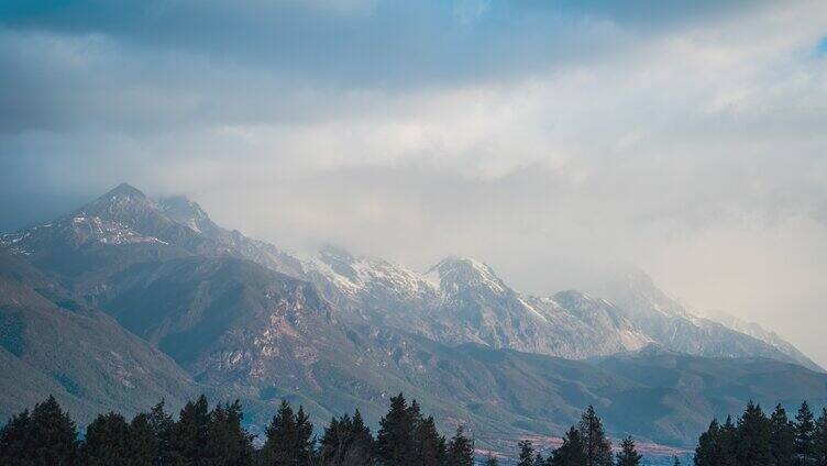 丽江玉龙雪山日出延时摄影