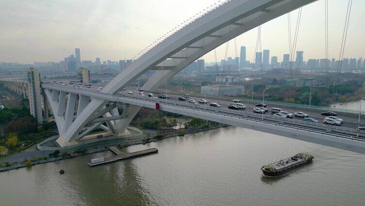 上海市黄浦江卢浦大桥汽车车辆车流船只航拍