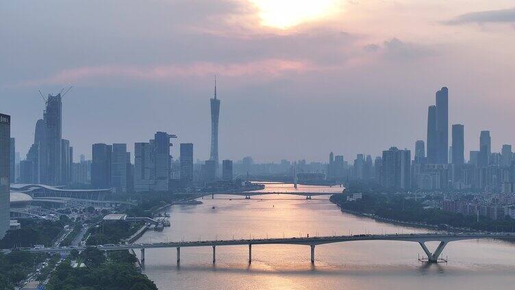 中国广东省广州市海珠区琶洲大桥全景