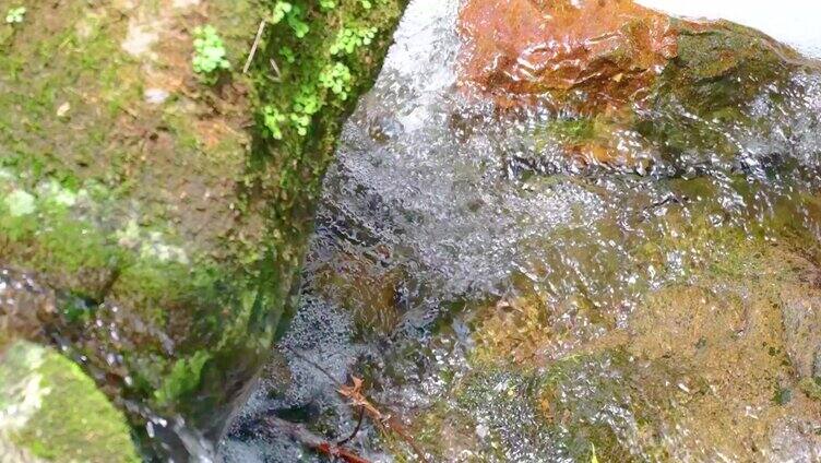 河边流水河流河水小溪山泉泉水水流升格美景