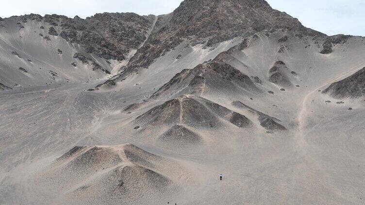 冷湖镇黑独山——地球上最像月球的地方