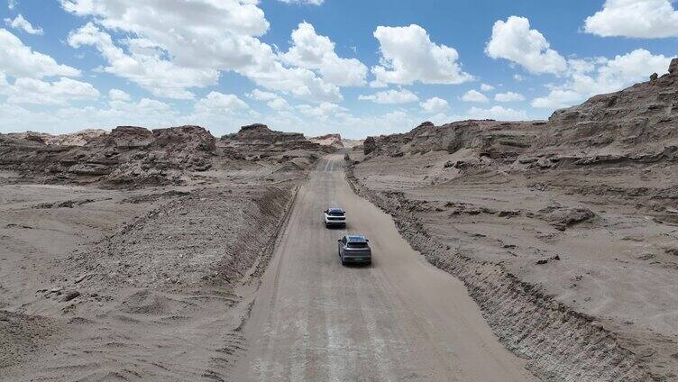 青海茫崖冷湖镇火星一号公路