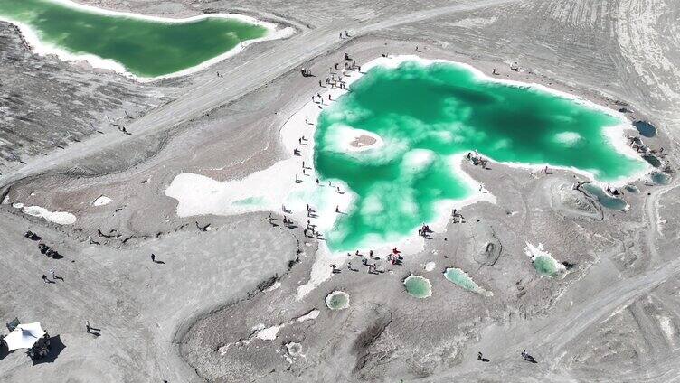 青海大柴旦翡翠湖