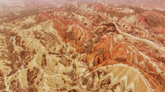 西北荒漠七彩丹霞地貌彩色丘陵