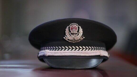  公安警帽警徽 致敬英雄人民的保护神