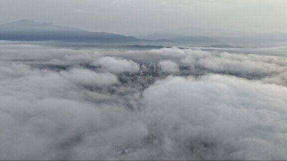 城市上空云海