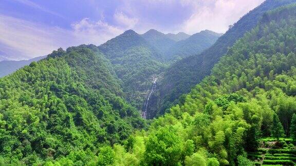 4K庐山自然风光航拍风景旅游绿色山脉