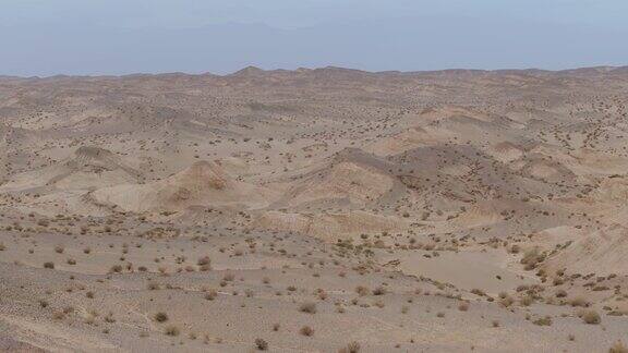 超高清航拍西北风光荒漠戈壁滩沙漠公路