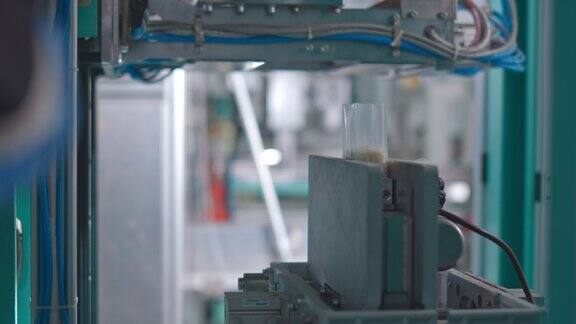 大型大米机械化加工生产线工序整齐包装