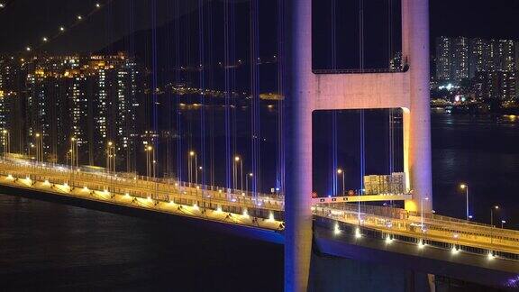 香港青衣地区青马桥的交通