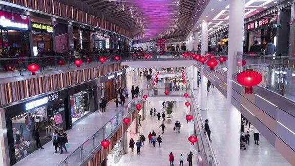 购物的人在元宵节北京中国