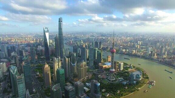 上海摩天大楼鸟瞰图无人机拍摄