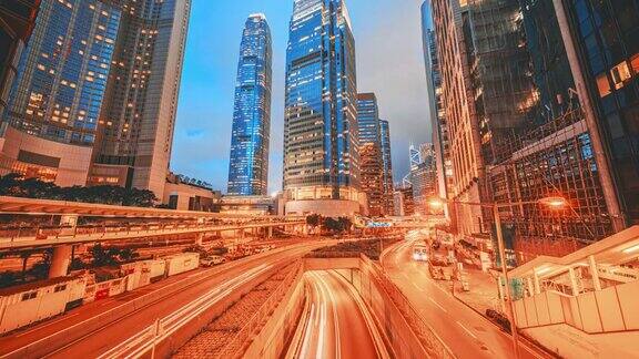 时间流逝的香港中区交通和现代化的建筑